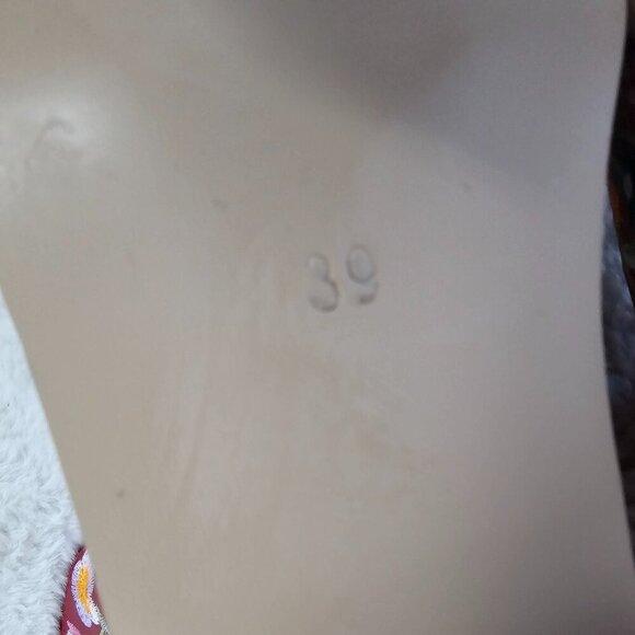 NWT Red Embroidered Floral Faux Leather Cowgirl Boho Snip Toe Bootie 39 (8) - Picture 9 of 11